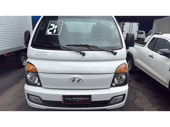 HYUNDAI HR 2.5 LONGO SEM CAÇAMBA 4X2 16V 130CV TURBO INTERCOOLER DIESEL 2P MANUAL